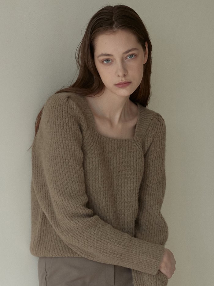 OU538 wool square neck puff knit (ash beige)